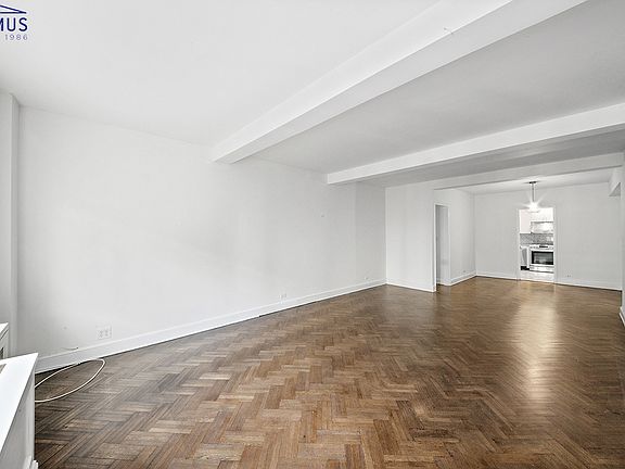 3rd image of 44 E 67th St APT 5A