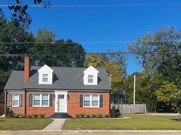 1107 N Water St #B, Lumberton, NC 28358