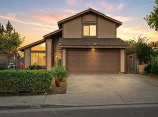 2327 Amber Ln, Escondido, CA 92026