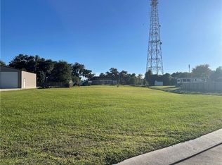 308 Luke Dr, Des Allemands, LA 70030