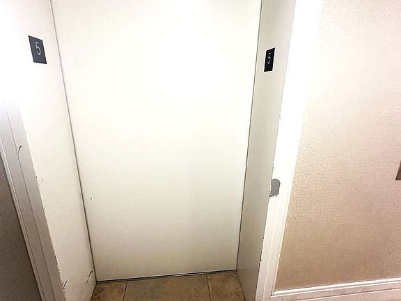 3rd image of 830 Lawrence Ave W Unit 517