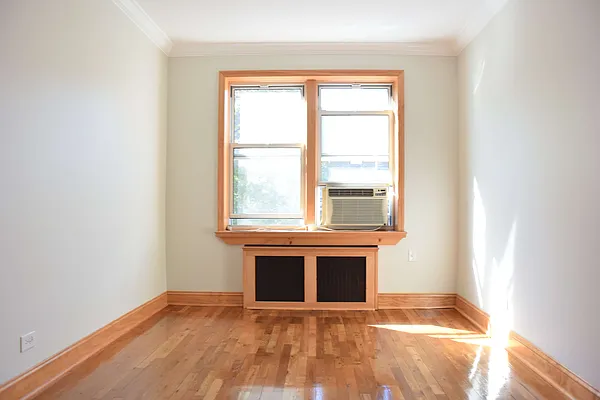 Sold by WRL Realty, LLC | media 25