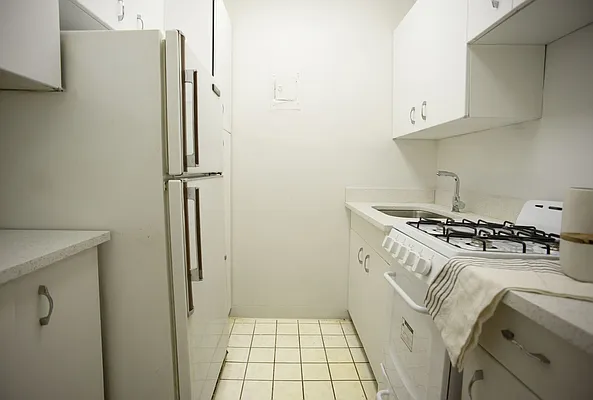 Rented by Highline Residential | media 4