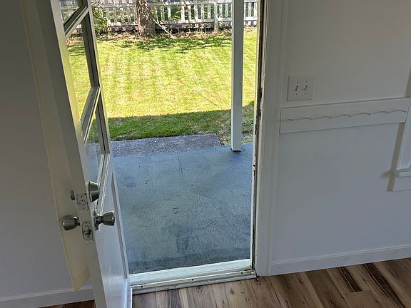 5th image of 2513 A St