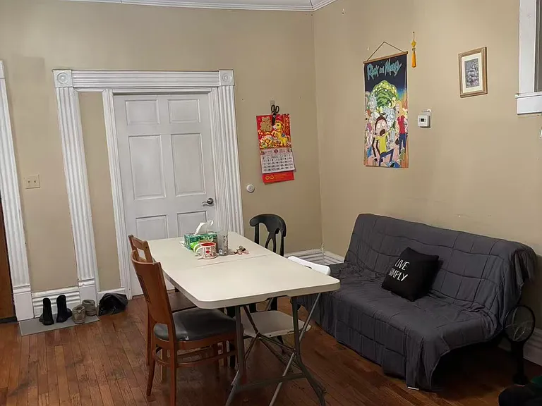 62 E Tompkins St — Photo 2