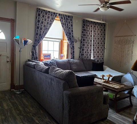 3rd image of 531 Main St