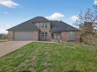 433 Coachlight Drive, Lebanon, MO 65536