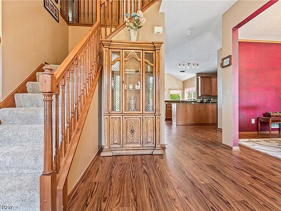 5th image of 4043 Turnberry Dr