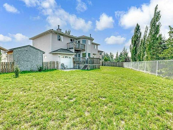2nd image of 412 Highwood Village Pl NW