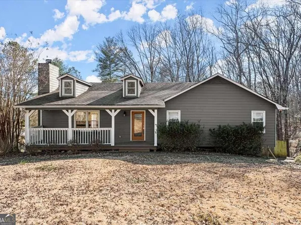306 Hill Crest Cir, Woodstock, GA 30188