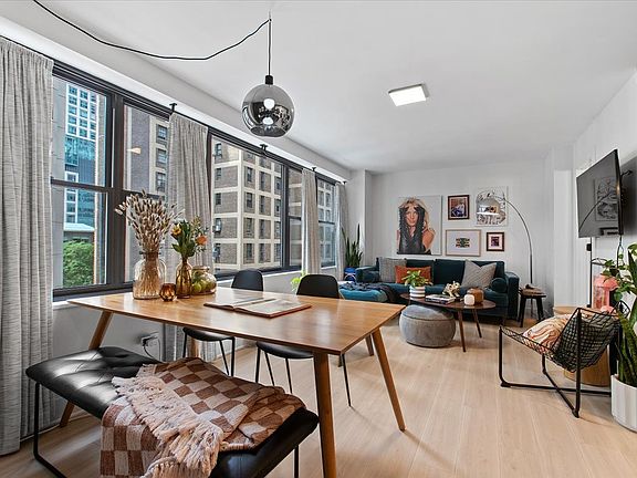 5th image of 850 N Dewitt Pl APT 7F