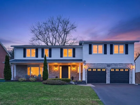 1235 Appleford Ln, Burlington, ON L7P 3M1