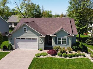 3998 Blueberry Dr, Erie, PA 16510