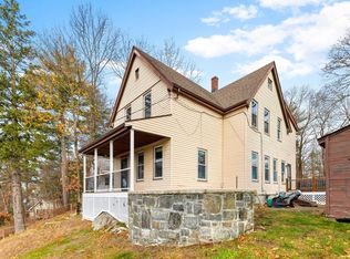 32 Pine St, Wakefield, MA 01880