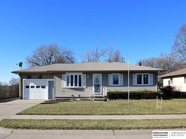 337 Sesame St, Fremont, NE 68025