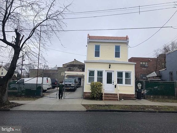 2nd image of 1036 No 26 St