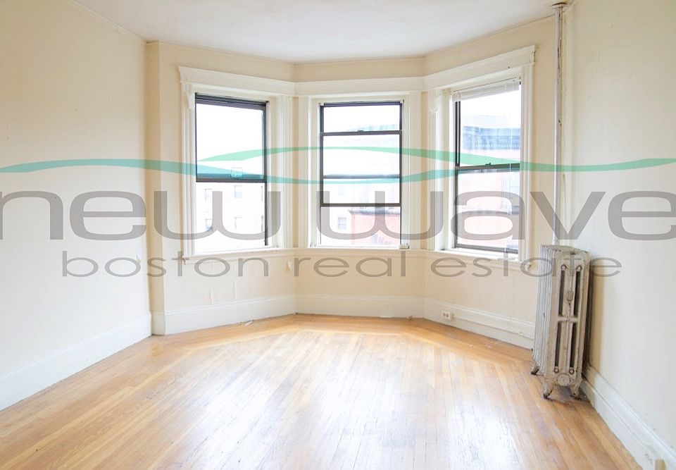 1st image of 108 Hemenway St APT 16