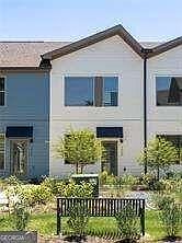 3rd image of 1070 Dill Ave SW #105