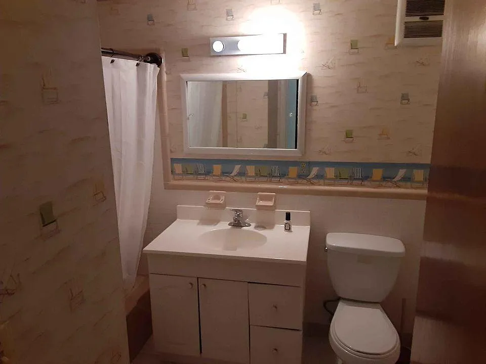 1 bed, 175 sqft, $700 — Photo 4