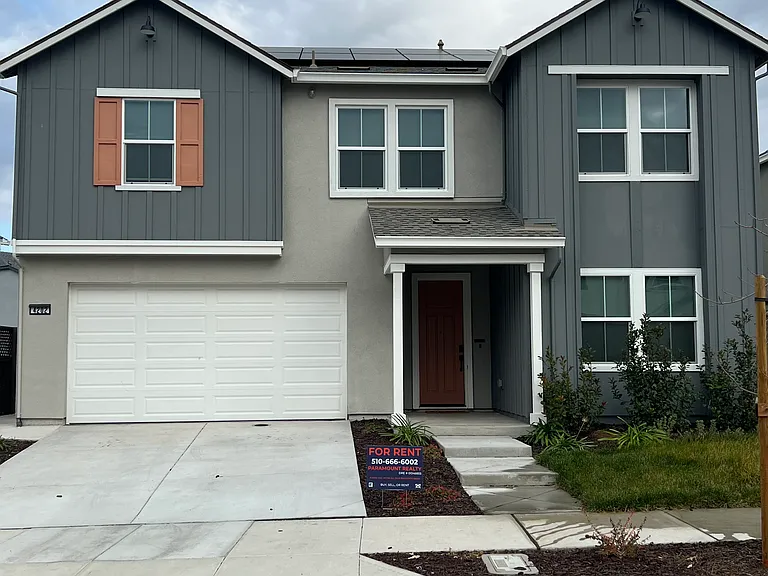 4202 Randa Way — Photo 1