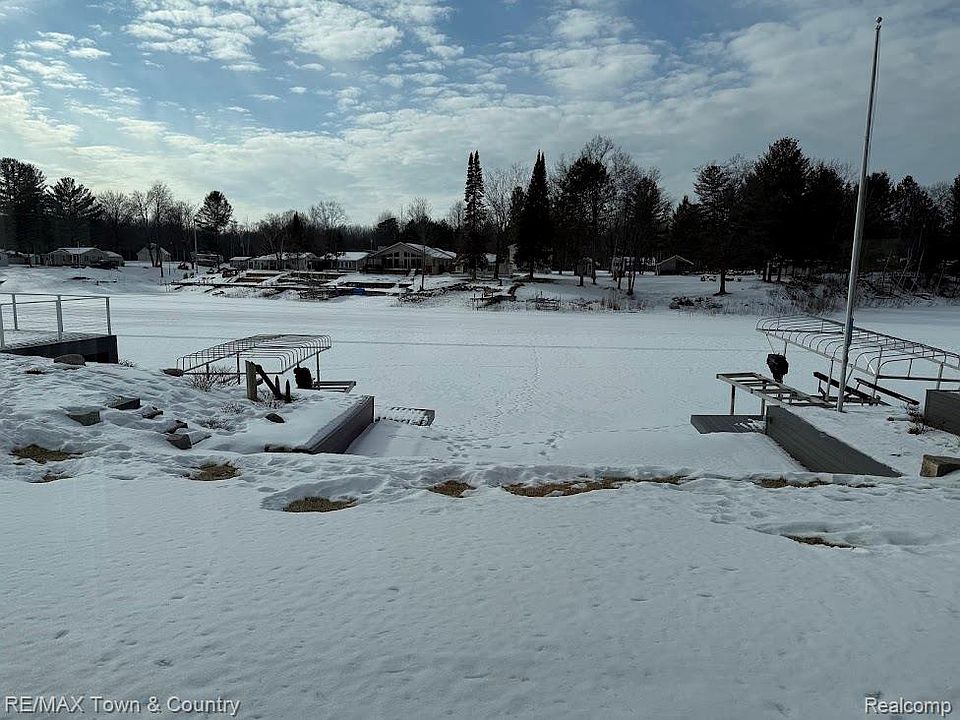 1st image of 4415 Baker Rd