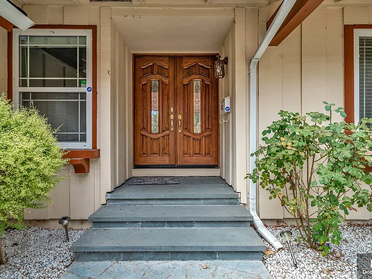 5405 Entrada Cedros — Photo 3