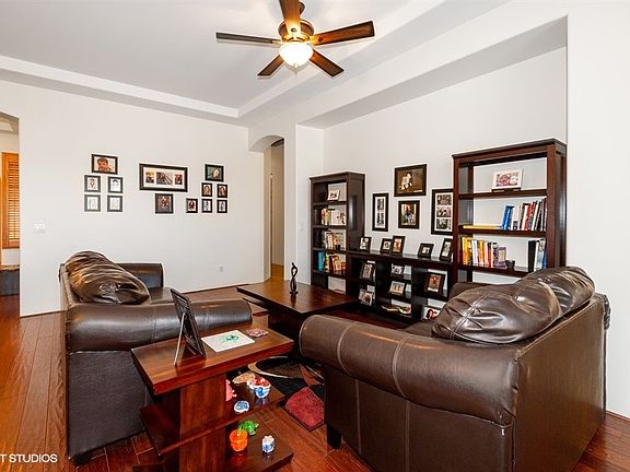 3rd image of 8436 S 21st Pl