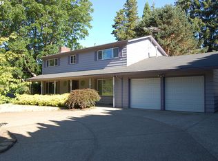 911 NW Jackson St, Hillsboro, OR