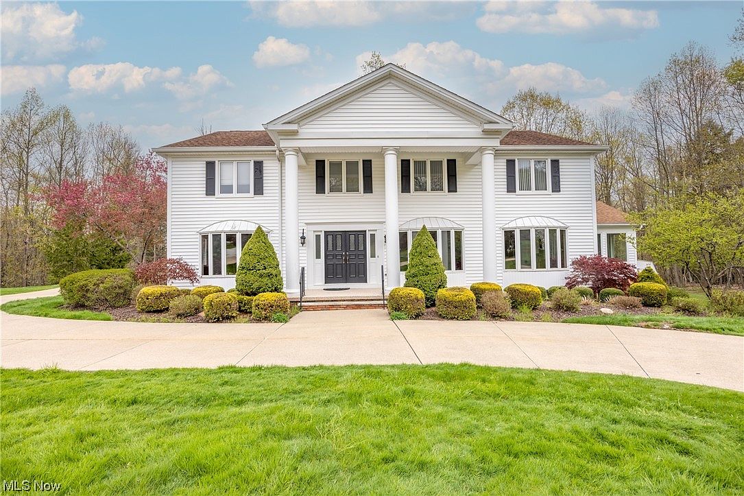 989 Hillcreek Ln, Gates Mills, OH 44040 Zillow