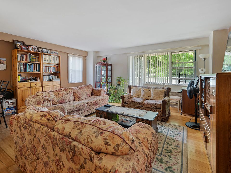 1st image of 12205 Flatlands Ave #71J
