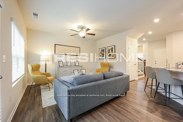 309 Georges Ln — Photo 7