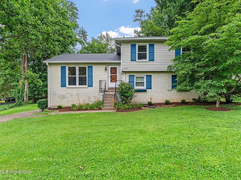 1st image of 1019 Forest Ln