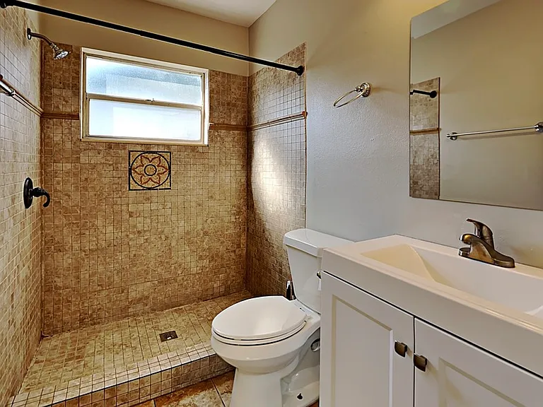 2709 Manor Hill Dr — Photo 11