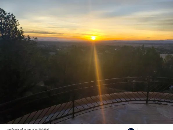 15 N Garduno Rd, Arroyo Hondo, NM 87513