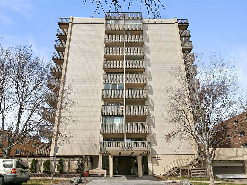 1st image of 1223 N Race St APT 605