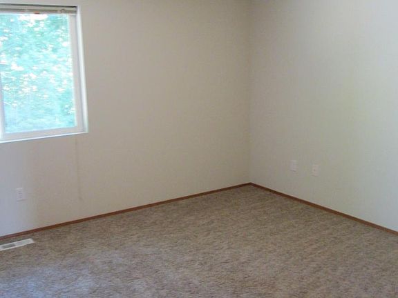 3rd image of 6853 5th Ct SE #B