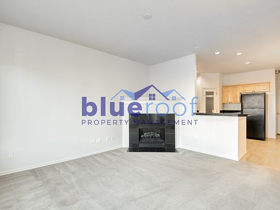 4th image of 17064 SW Rockridge Ct #1