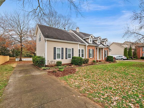 3rd image of 4804 Morgan Dr