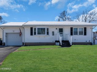 546 California Ave, Brick, NJ 08724