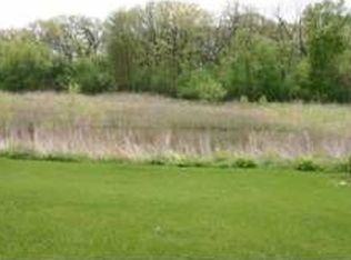 38385 N Chicago Ave, Wadsworth, IL 60083