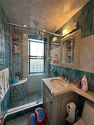 Rented by Amorelli Realty