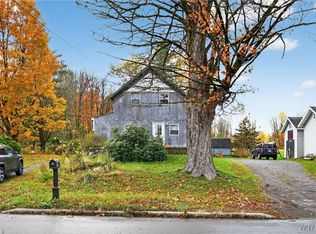 27 Preston St, Camden, NY 13316