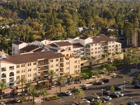 Reata Oakbrook Village