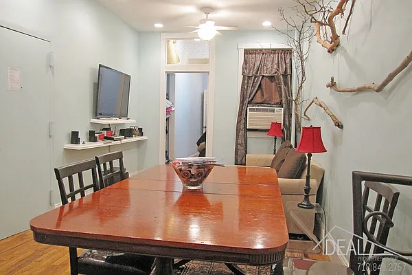 Rented by Ideal Properties Group | media 2