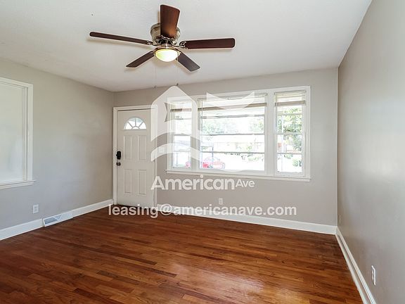 578288_004_living_room_13821784.jpg