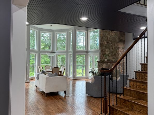 11607 Fawn Lake Pkwy