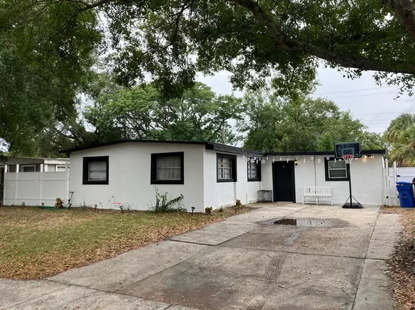 1319 Windsor Way, Tampa, FL 33619