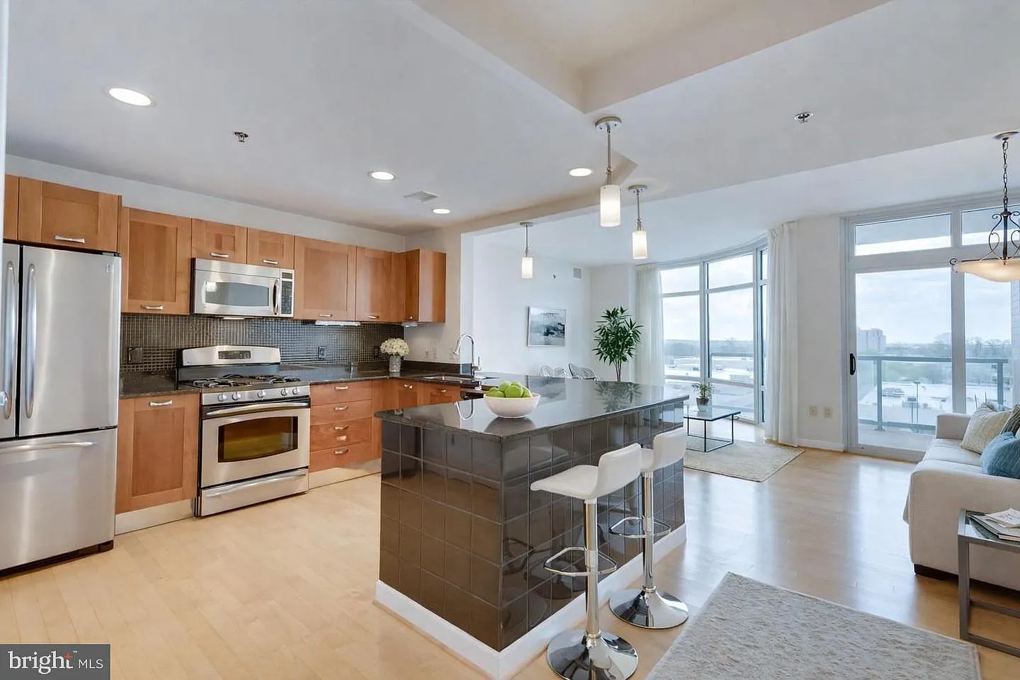 5750 Bou Ave Unit 812 photo 1