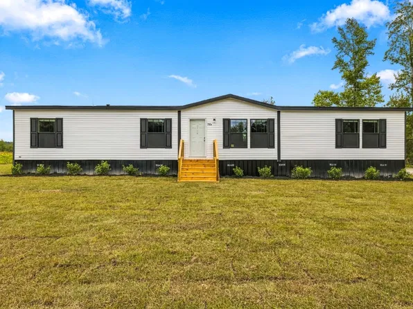 7320 Bellaire Dr., Nichols, SC 29581