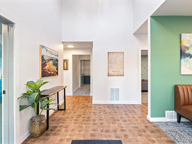 Westvue Apartments — Photo 24